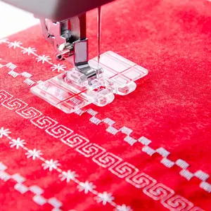 SINGER® Parallel Sewing Foot