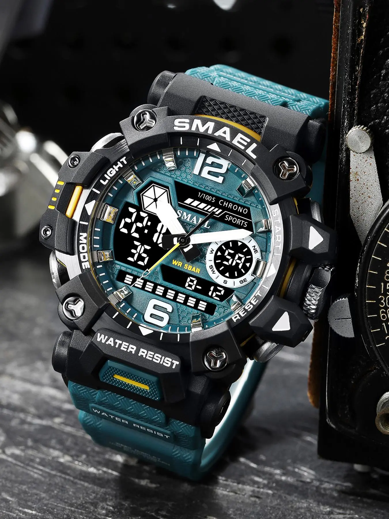 Men's Sporty Digital Analog Quartz Watch, All-match Letter Detail Digital Watch, Fashion Trendy Outdoor Sports Watch, Waterproof Multifunctional Watch, With Box As Gift, Luminous Waterproof Watch, Waterproof Wristwatch, Fashionable Waterproof Watch