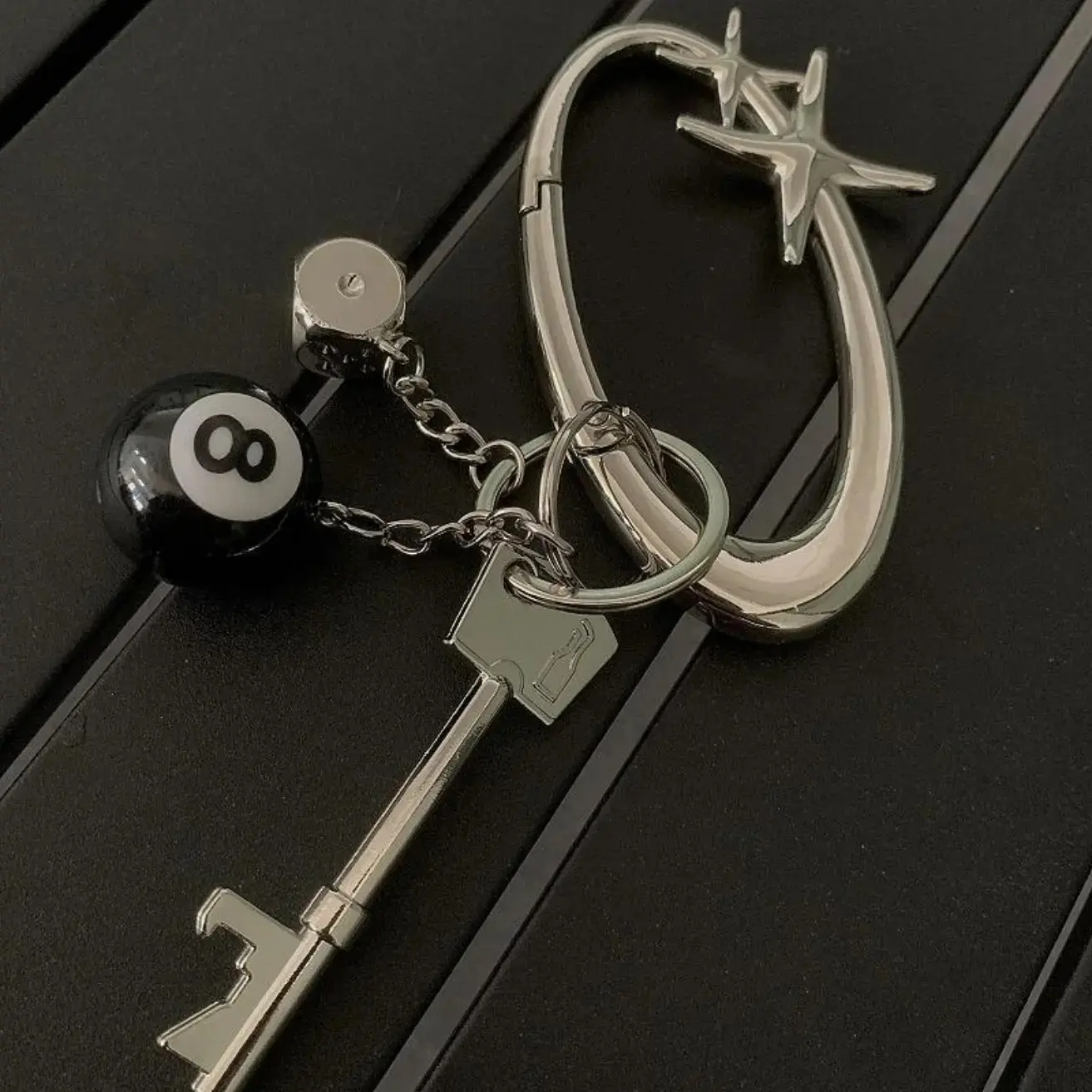 Y2K Cute Star Carabiner Keychain Clip, Heavy Duty Belt Loop Snap Hook Key Holder, Starlight Fashion Key Buckle Accessory for Bag, Jeans, Backpack, Travel & Everyday Carry Essentials