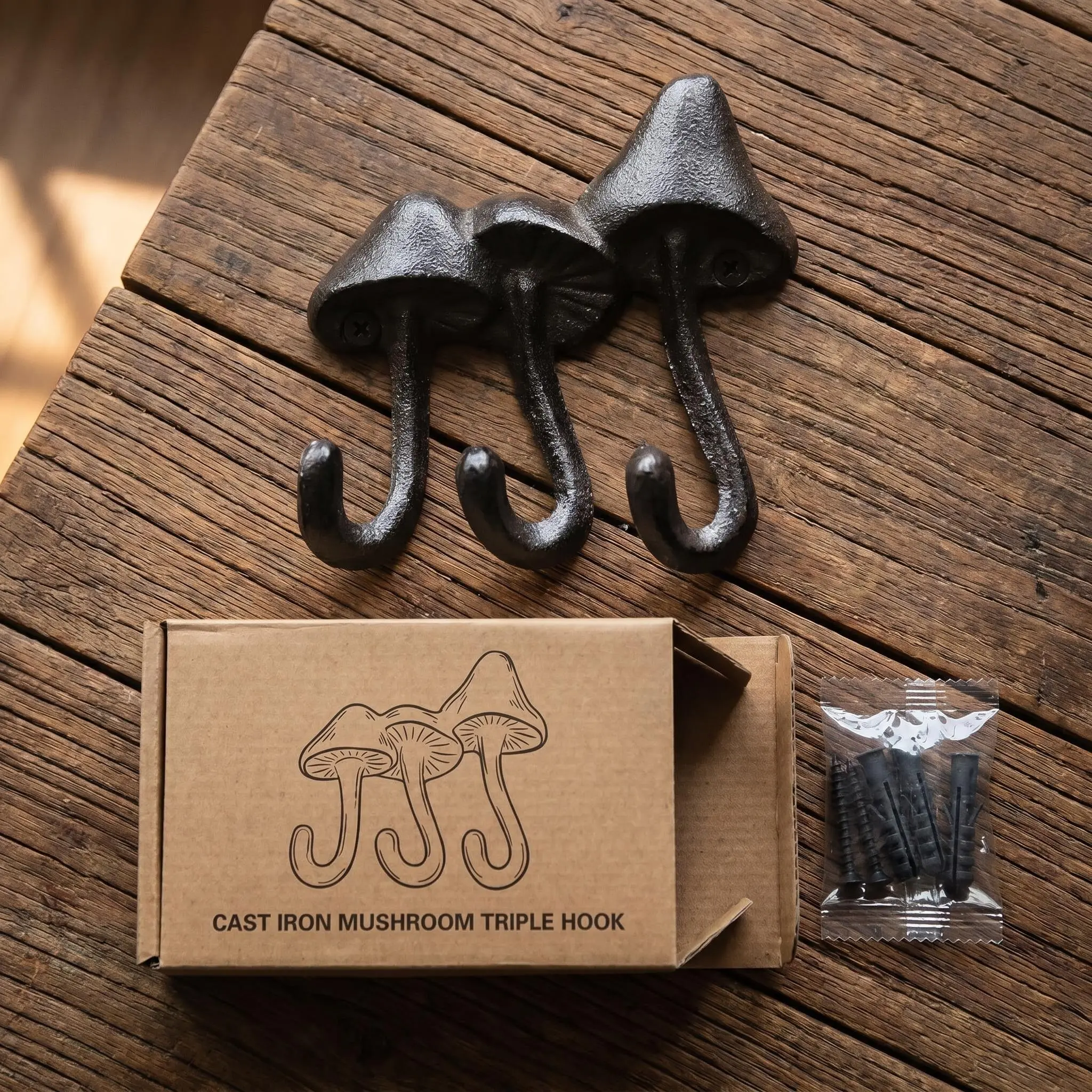 2 Pack Mushroom Wall Hooks, Rustic Cast Iron Decorative Coat Hooks for Entryway, Farmhouse Wall Decor, Wall Mounted Hangers for Clothes, Towels, Keys, Hats & Bags