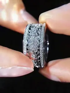 Anxiety Relief Spin Ring for Couples, Elegant Mechanical Fidget Jewelry with Rhinestones, Adjustable for Teens and Adults, Perfect for Daily Wear and Gifts