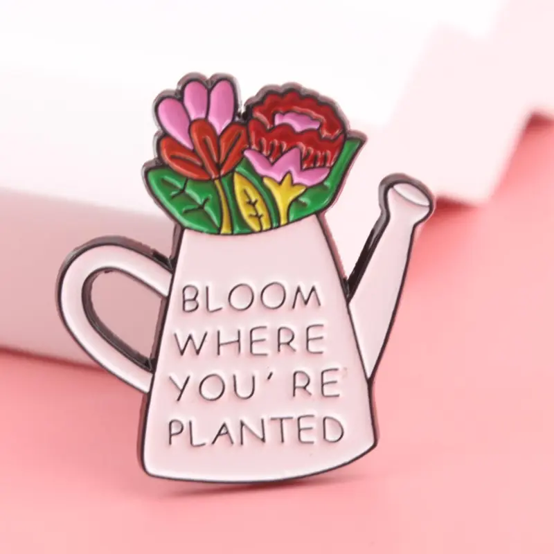 Letter Pattern Flower Design Brooch, Fashion Brooch, Fashion Accessory for Women & Men, Enamel Pin Suitable for Backpacks, Jeans, Scarves, Hats Decoration, Durable Metal Pins