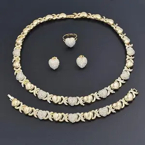 Ladies Jewelry Necklace Set 18K Golden Plated Bridal Bridesmaids Fashion Rhinestones Wedding Jewelry Necklace Earrings Bracelet Ring 4pcs Set Exquisite Jewelry