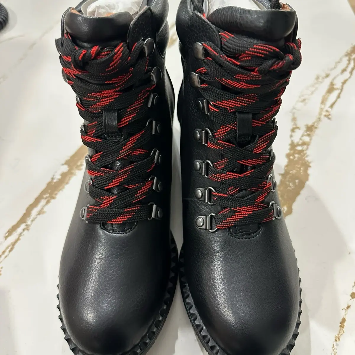Women’s Gentle Souls by Kenneth Cole Brooklyn Ankle Boot Size 7M