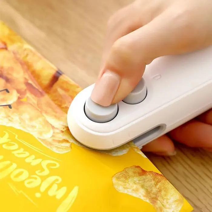 【FaddishDeal】Mini snack bag sealing machine,2 in 1 heat USB rechargeable snack bag selaer,plastic Electric bag sealers, keep food fresh. Portable Sealer Picnics