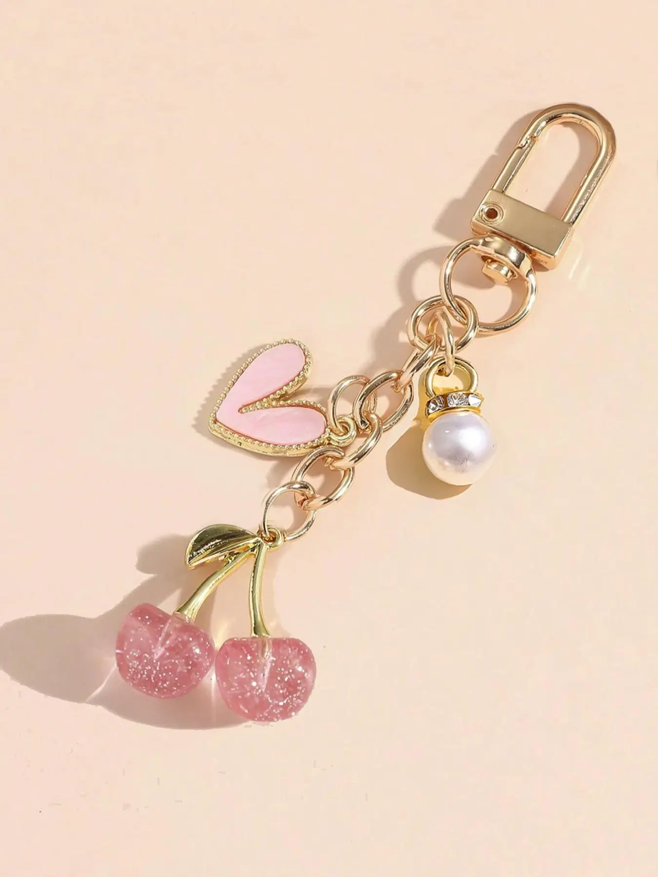 Mother's Day Gift Women's Elegant Cherry Design Keychain, Cute Shiny Cherry Keychain, Fashionable Pendant Bag Charm, Casual Style, No Choking Hazard, Trendy Cute Keychain, Stylish Keychain, Cute Charms Keychain, Keychains Cute