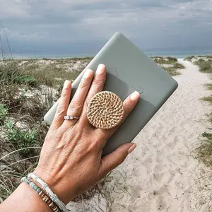 Boho Rattan Popsocket Soft Natural Rattan Kindle Grip Books Bookish Magnetic Kindle Grip Book Lover Kindle Accessories Phone Holder PopSocket Phone Grip