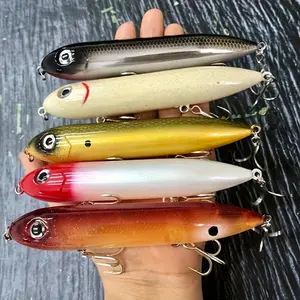 Realistic Multi-Color Swimming Fishing Lure with Triple Hooks, Artificial Bait for Anglers, High-Detail Fish Attractor, Topwater Lure