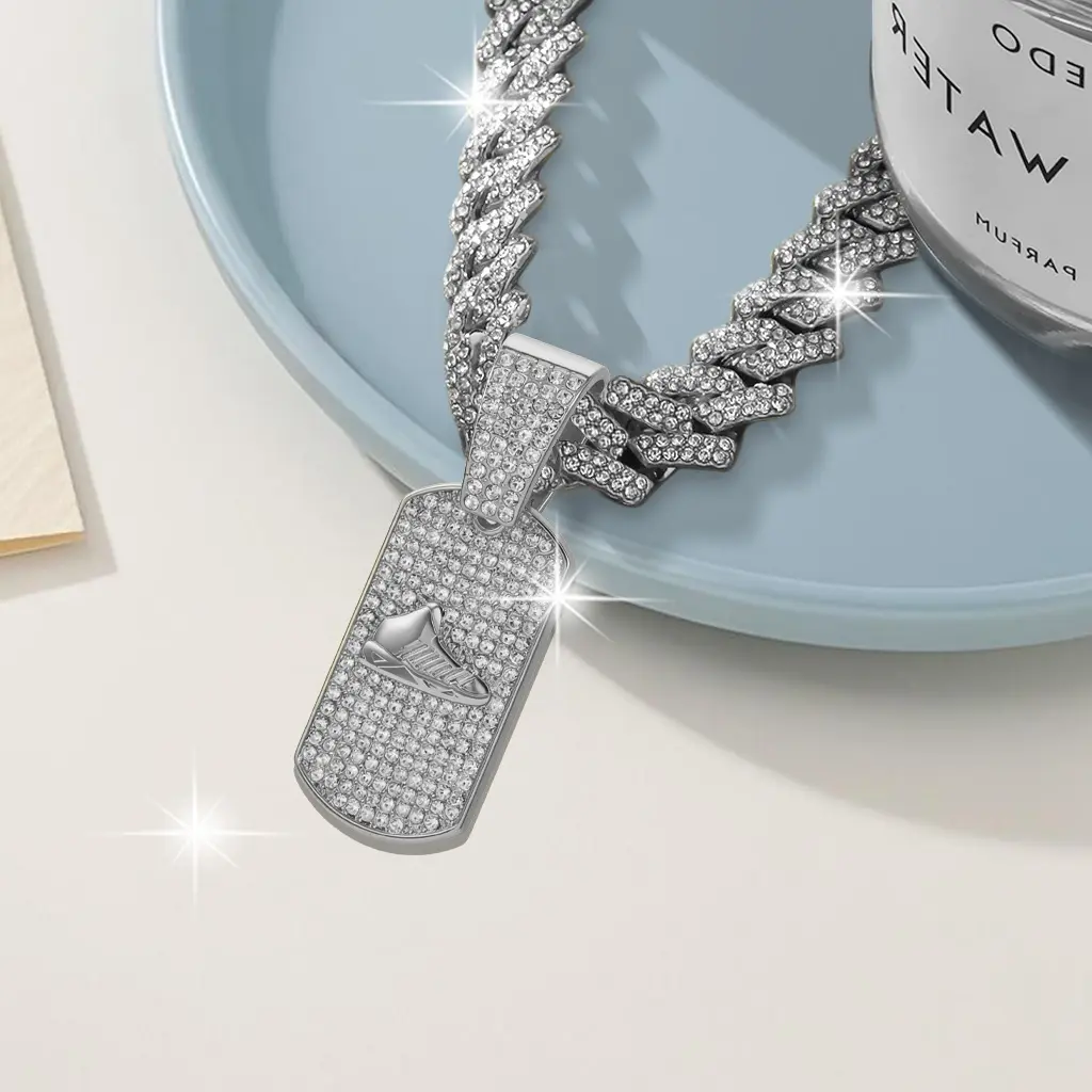 Diamond-encrusted Hip-hop Basketball and Sneaker Pendant Cuban Chain, Anti-fading and Anti-allergic Cuban Chain, Durable Fashion Casual Versatile Accessories Daily Wear Anniversary Birthday Gift