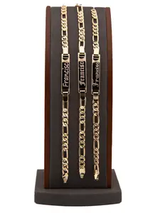 New 8-inch gold-plated ID bracelet. Name or date customization available. Perfect for men or women. Leave the name in a note or via message.