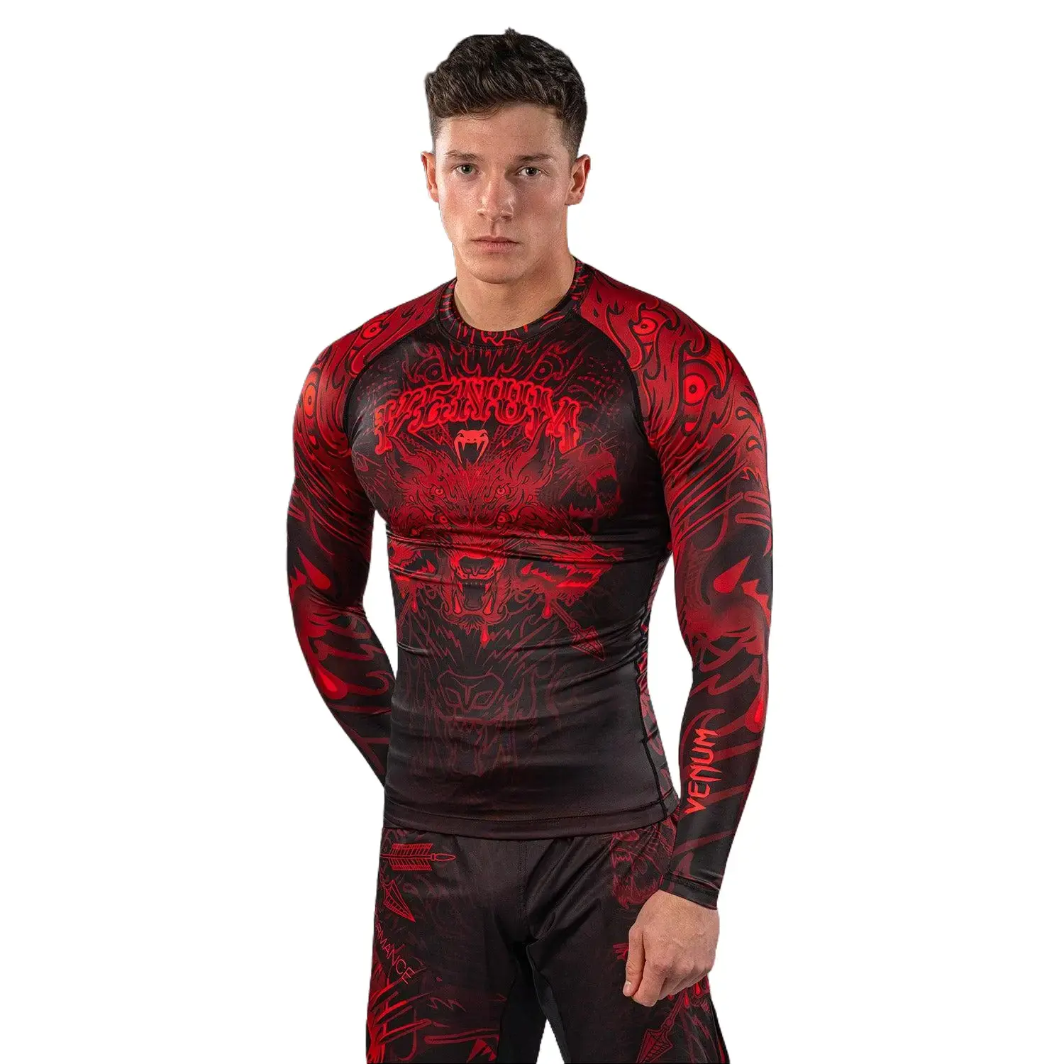 Venum Wolf Atak Long-Sleeve Rashguard - Black/Red, Compression Fit Activewear with Groundwork Freedom, Workout Clothes for Sports & Outdoor Training, Gym Apparel, Athletic Outfits, Gym Clothing, Combat Sports, Lightweight Fabric, Reinforced Seams, Male We
