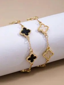 2pcs/Set Classic Black & White Four-Leaf Clover Design Exquisite Bracelet Set 2pcs/Set Classic Black & White Four-Leaf Clover Design Exquisite Bracelet Set