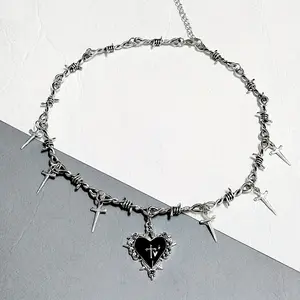New Fashion Trend Halloween Spicy Girl Style Dark Love Sword Thorn Necklace Harajuku Hip-hop Street  Sweater Chain