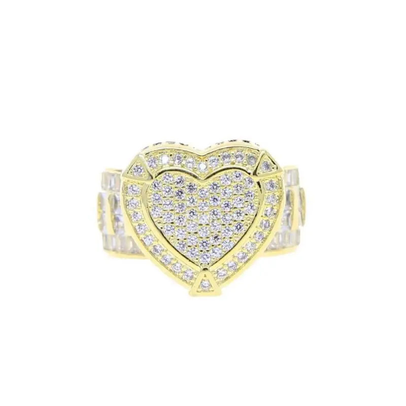 Heart-Shaped Zircon Gold-Plated Copper-Base Jewelry Ring with Diamond Accents, Suitable for Men and Women as Engagement Rings