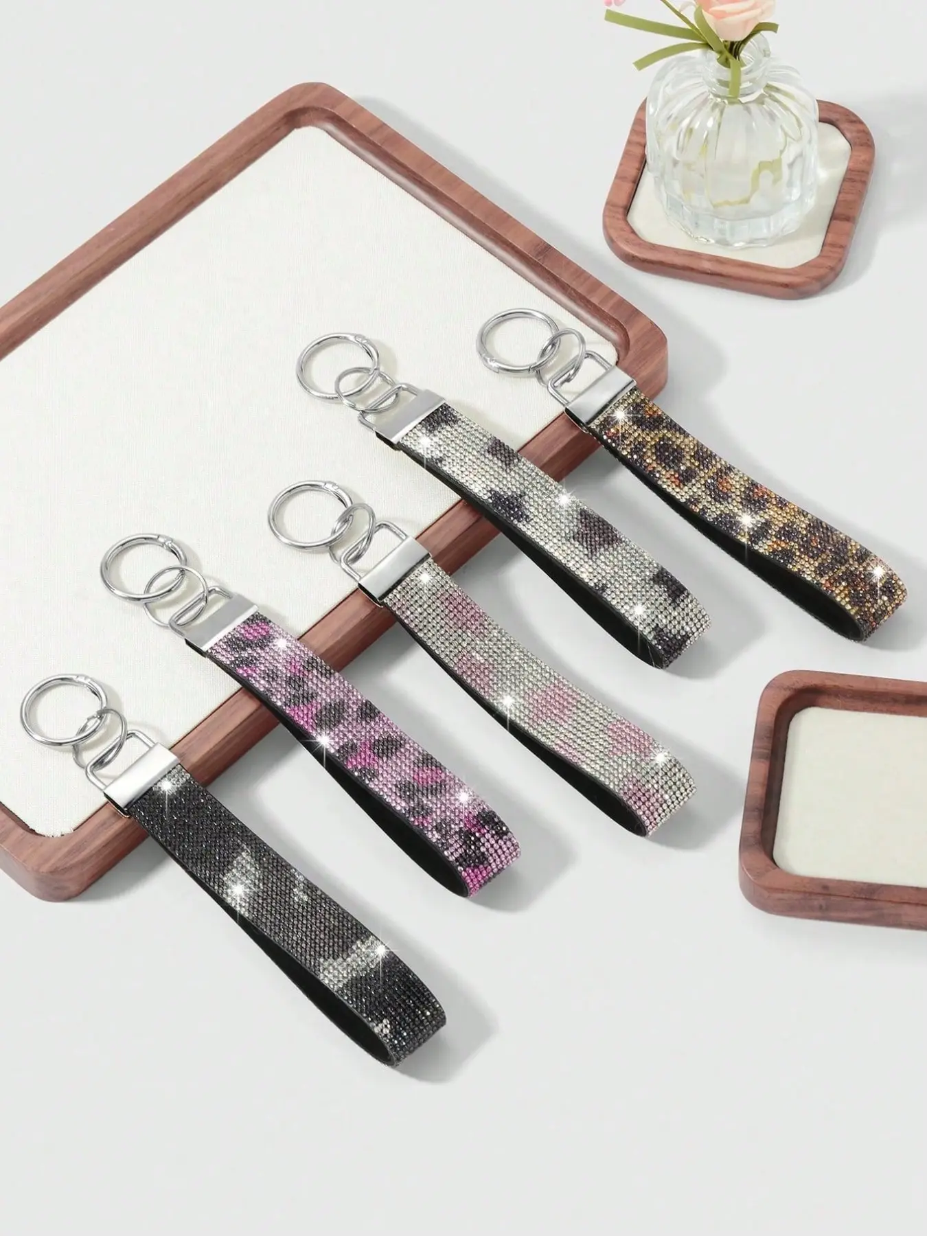 Sparkling Diamond Bracelet Keychain with Wrist Strap, Ideal Accessory for Girls and Women, Perfect for Keys, ID, and Small Essentials, Stylish Keychain