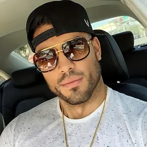 1 Pair of Men's Double Beam Frame Fashion Eyewear with Classic Gold Decoration and Exquisite Craftsmanship, Suitable for Daily Commuting and Driving Wear, Provide UV Eye Protection and Trendy Decoration Function.