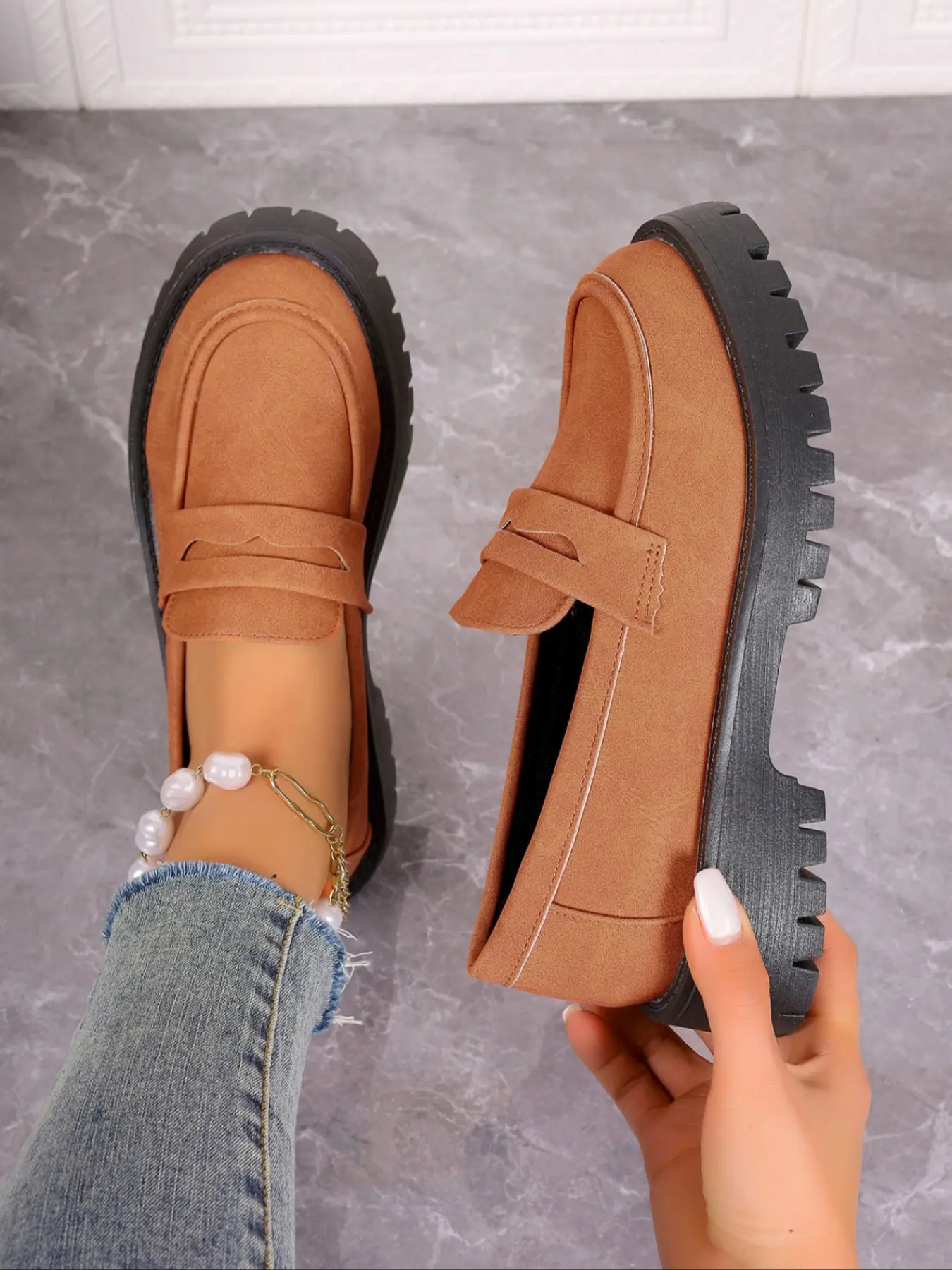 Women's Spring Summer New Thick Sole Single Shoe, One-Step Wide Foot Loafer, Flat British Style Small Leather Shoes, Casual Daily Wear, Casual Flats, Slip on Shoes, Versatile Fashion Shoes