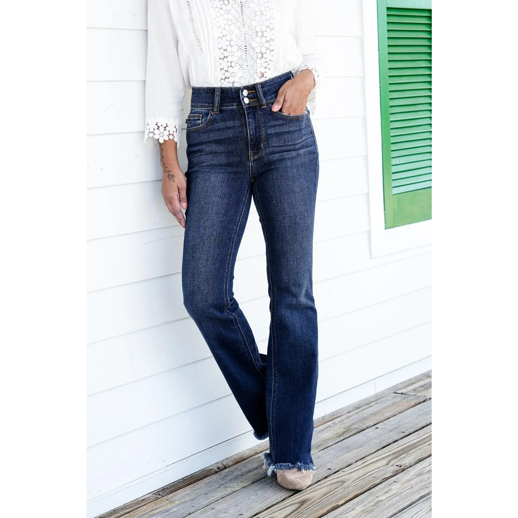 Judy Blue Feeling Fine Dark Wash High Rise Non Distressed Vintage Frayed Hem Bootcut Jeans