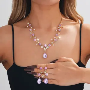 Sweet Diamond Necklace Earrings Set Two-piece Fashion Temperament Clavicle Chain Bridal Wedding Jewelry Pearl Stud Earrings