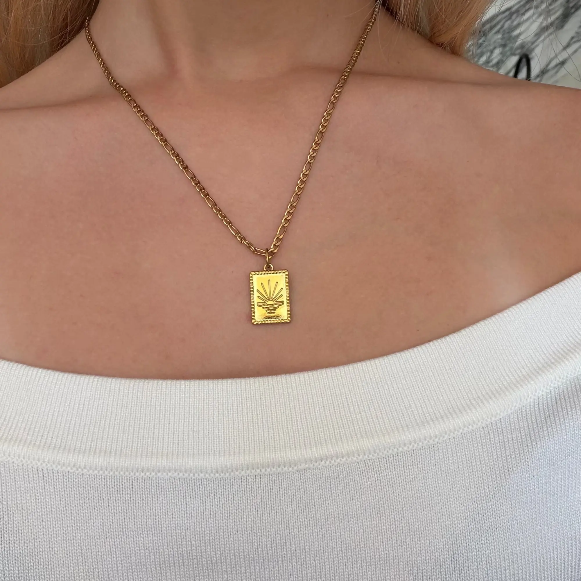 EVRY JEWELS Gold or Silver Plated Women's Hypoallergenic Sunshine Necklace