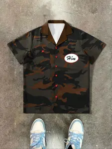 Men's Printed Shirt, Front Button Design, Loose-Fitting Short-Sleeved Top, Ideal for Summer Beach Vacation, Casual Style, Moderate Fabric Thickness