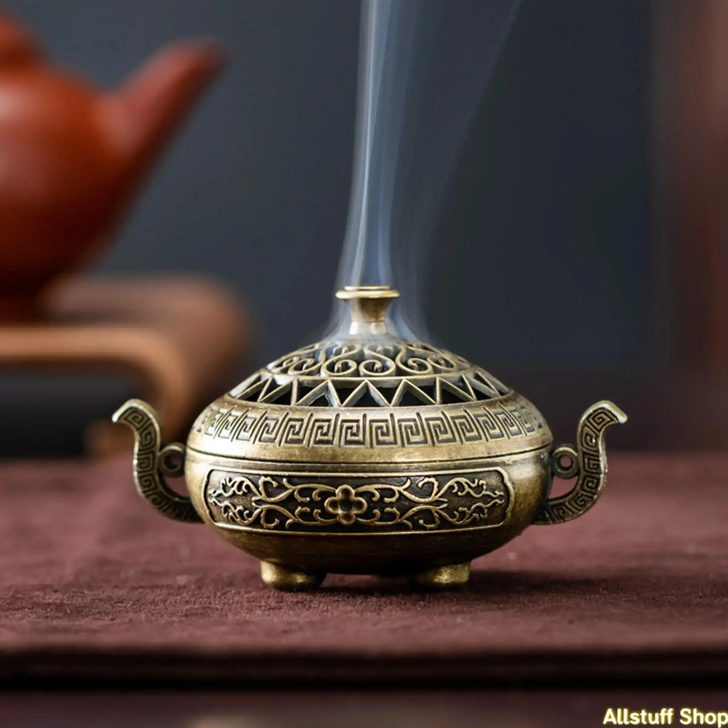 Alloy Bag Charm in a Chinese Incense Burner Design, a Feng Shui Element that Conveys Good Fortune and Prosperity, Calming Home Decor Gift for Meditation Practices, Positive Vibes, Calming And Focused Atmosphere tiktokshopbacktoschool