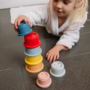 8 Piece Bath Stacking Cups, Children Ages 6+ Months
