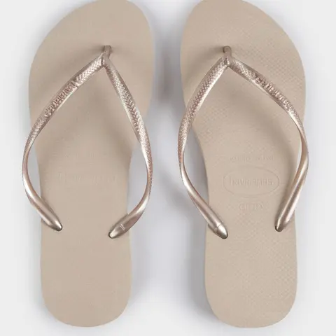 HAVAIANAS Womens Slim Flip Flops
