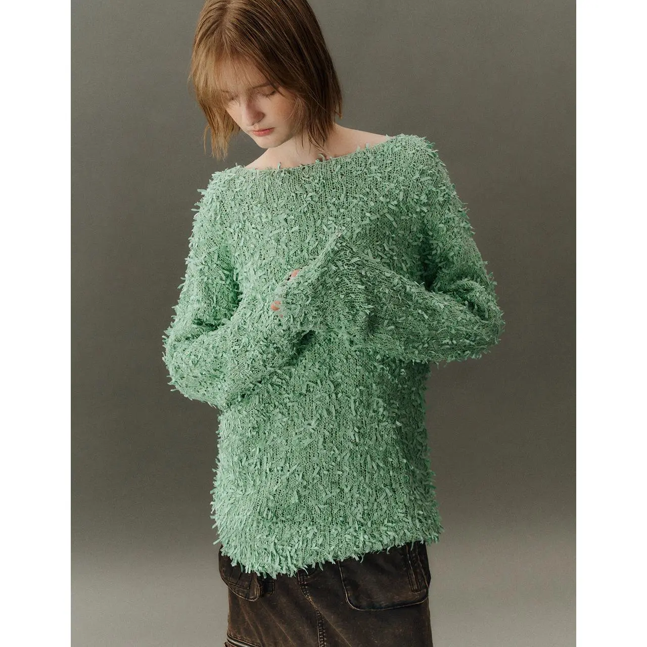 URBAN REVIVO Women's Oversized Knitted Top - Shaggy Fuzzy Cotton-Polyamide Blend Fabric, Round Neck, Long Sleeves, Easy Pull-On, Casual, Multi-Size (L (67.5 cm), XL Available), Wash with Like Colors, Fuzzy Texture