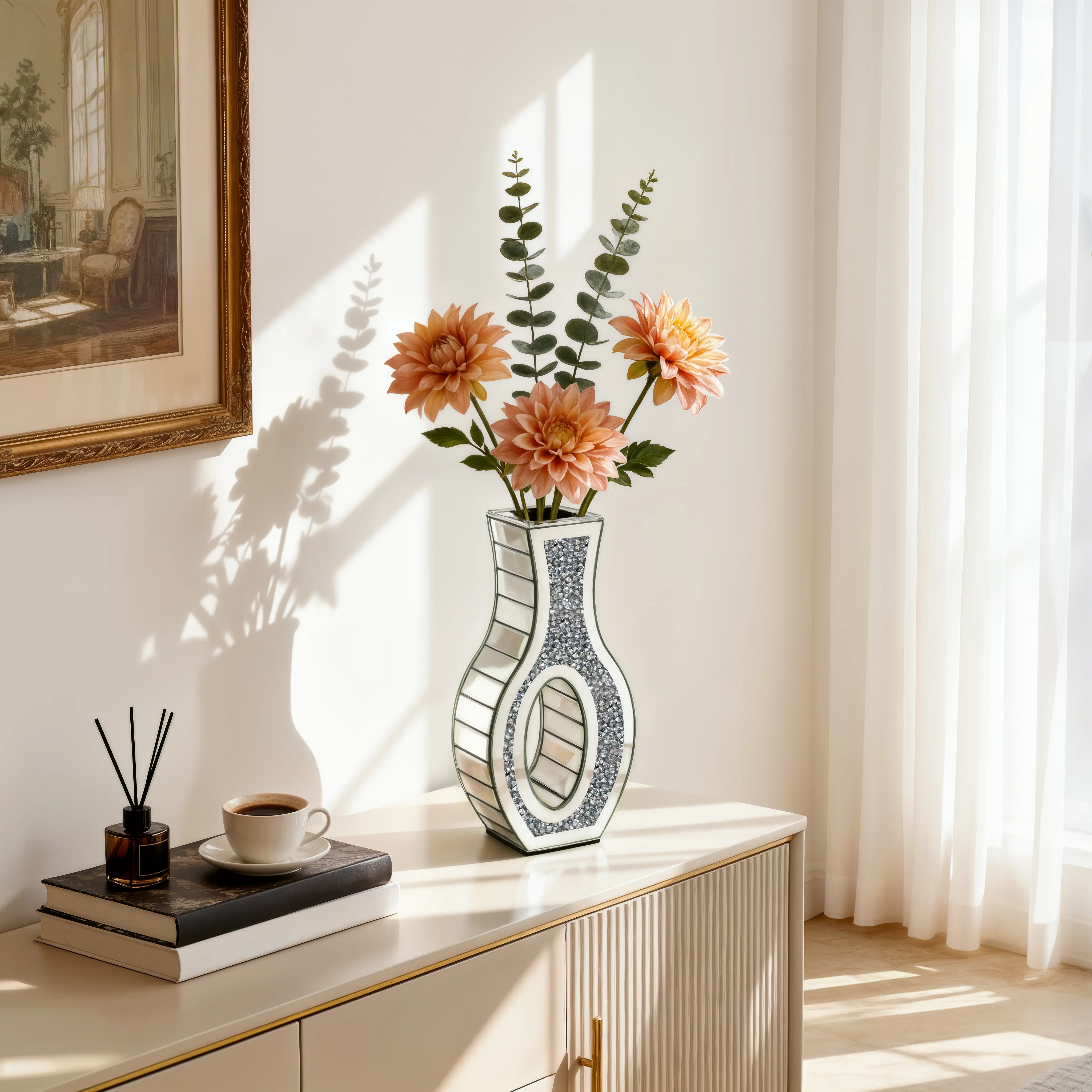Crushed Diamond Mirrored Silver Glass Vase, Light-Filled Home Decor Floral Centerpiece for Room Accent, Ideal Wedding Gift