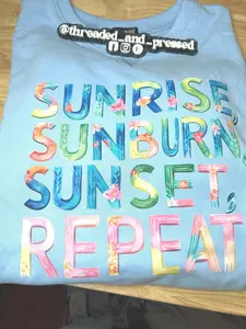 Sunrise Sunburn - Sweatshirt - Beach - vacation - Resort - Repeat