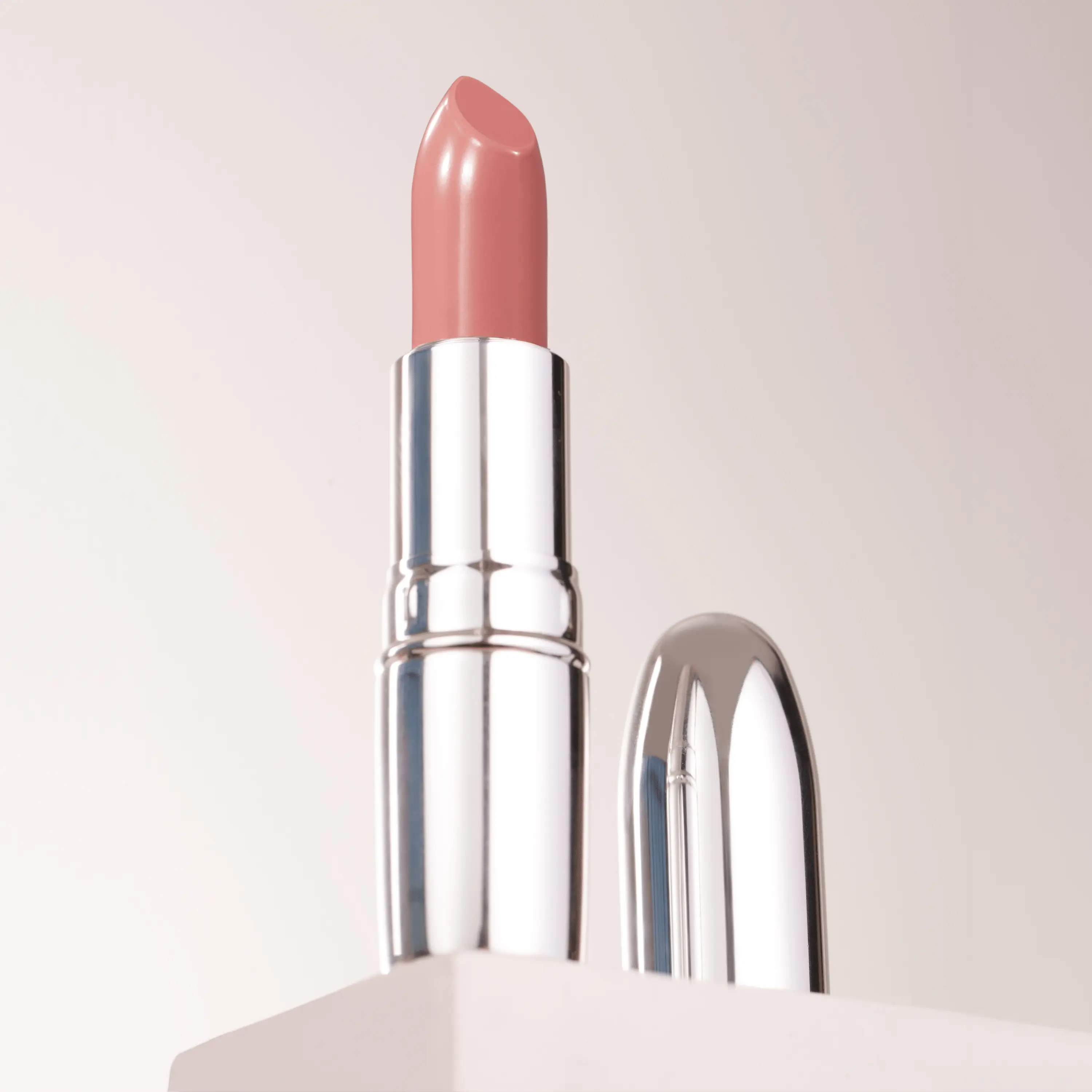 Lipstick in MESMERIZE