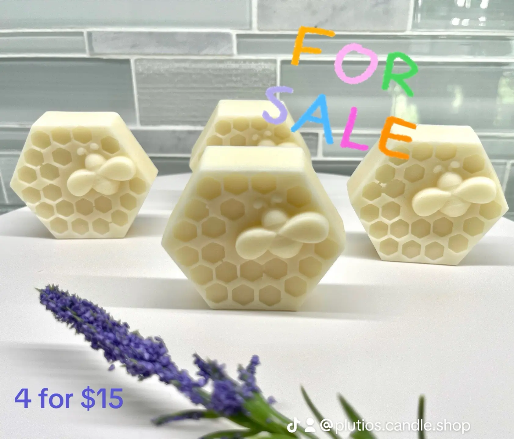 4 pack 100% Organic soy and Bees Wax Bee Honeycomb Candle Aroma Decor Gift Scent Cozy Decorative Fragrance Hand poured