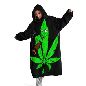 Hoodie blanket, Lightweight Throw Blanket, Wearable Blanket with Vibrant Leaf Design, Hooded Blanket Wearable Digital Print Flannel for Sofa, Bed Air Conditioning Nap, Soft Warm Blanket for Office, Camping and Travel