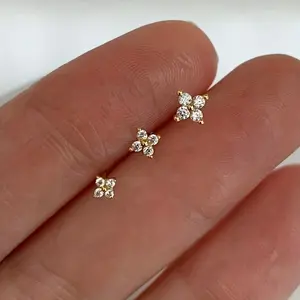 Mini Delicate Flower Shaped Stud Earrings Embellished With zirconia Cute Simple Style 18K Gold Plated Dating Daily Ear Ornaments