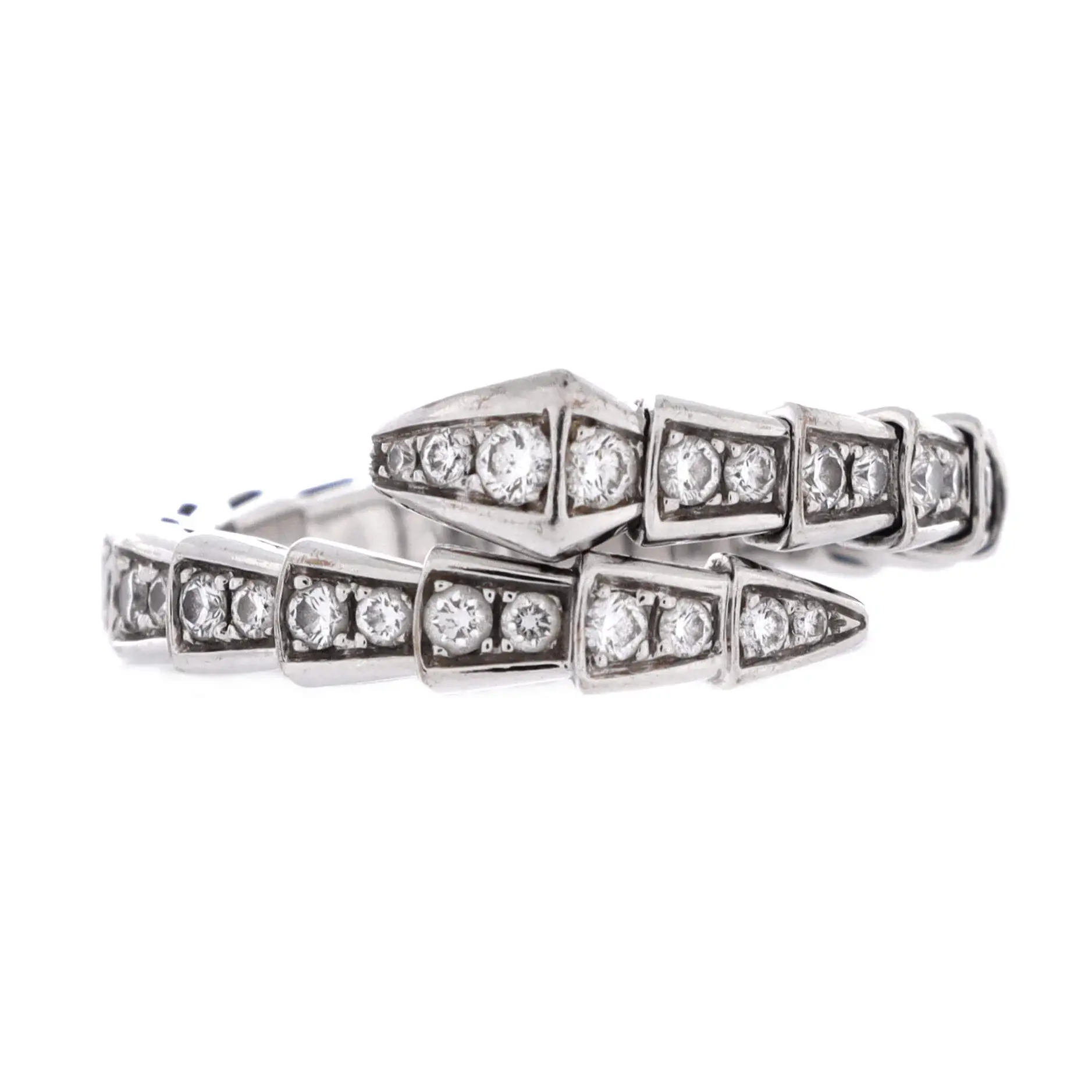 Pre-owned Bvlgari Serpenti Viper One-Coil Ring 18K White Gold and Pave Diamonds by Rebag