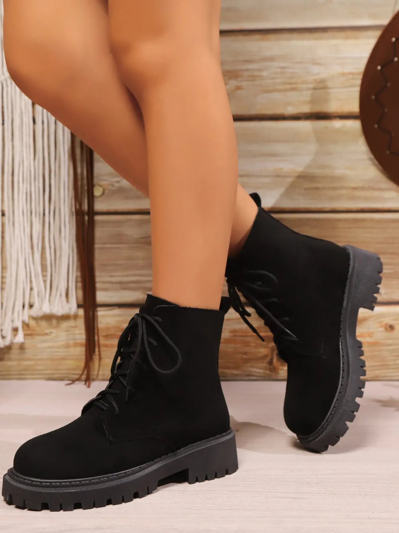 Women's Combat Boots with Laces, Stylish Preppy Letter Decor, Trendy Daily Wear Shoes, Fashionable College Style Footwear