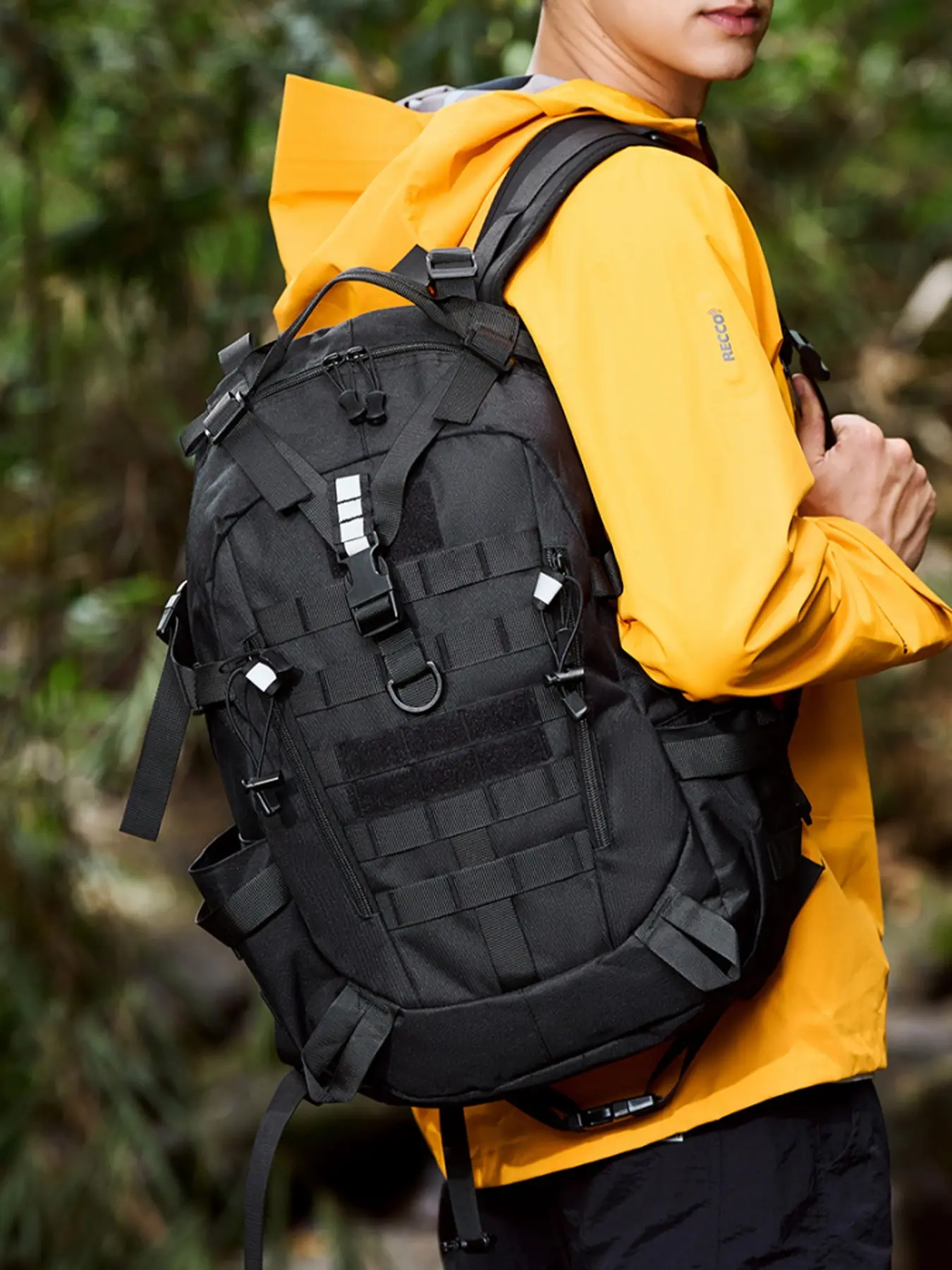 1pc Men's black tactical functional backpack, outdoor workwear style large capacity backpack, multifunctional daily storage bag, Hiking Rucksack, Durable Nylon Daypack, suitable for hiking and commuting travel Backpack Bags