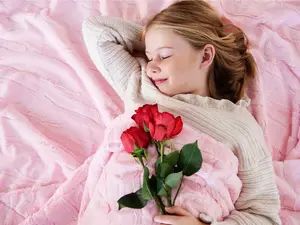 MINKY COUTURE Sorbet True Pink Blanket - for Home and Bedding