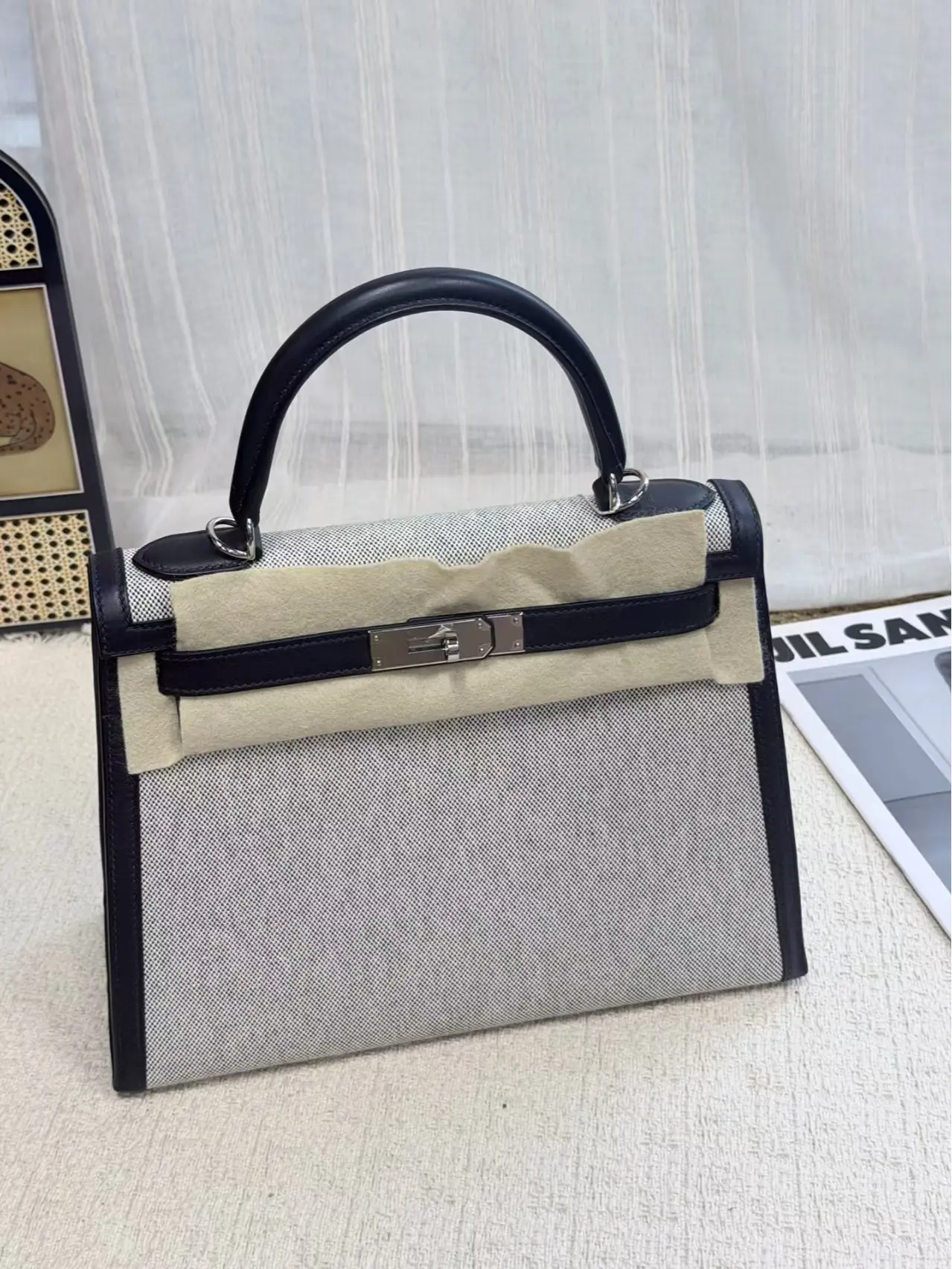 Pre-owned HERMÈS Preloved Hermes Kelly28 with letter U canvas box and dustbag