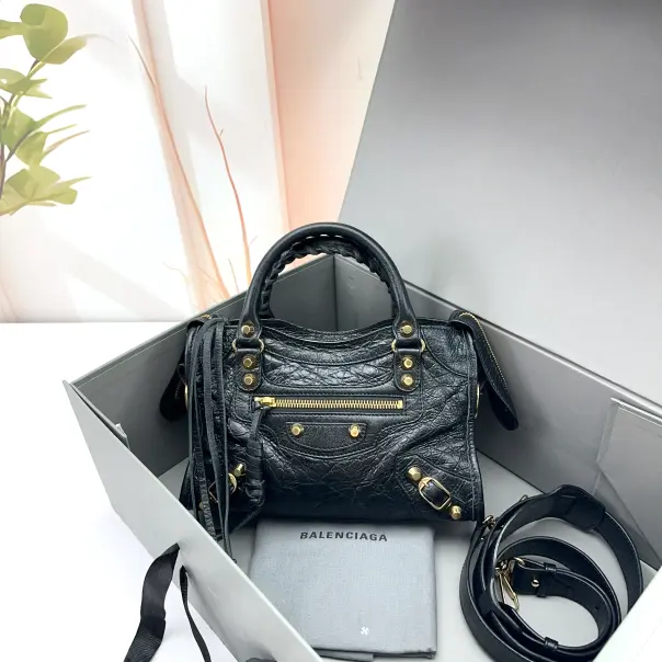 balenciaga xl10 - TikTok Shop