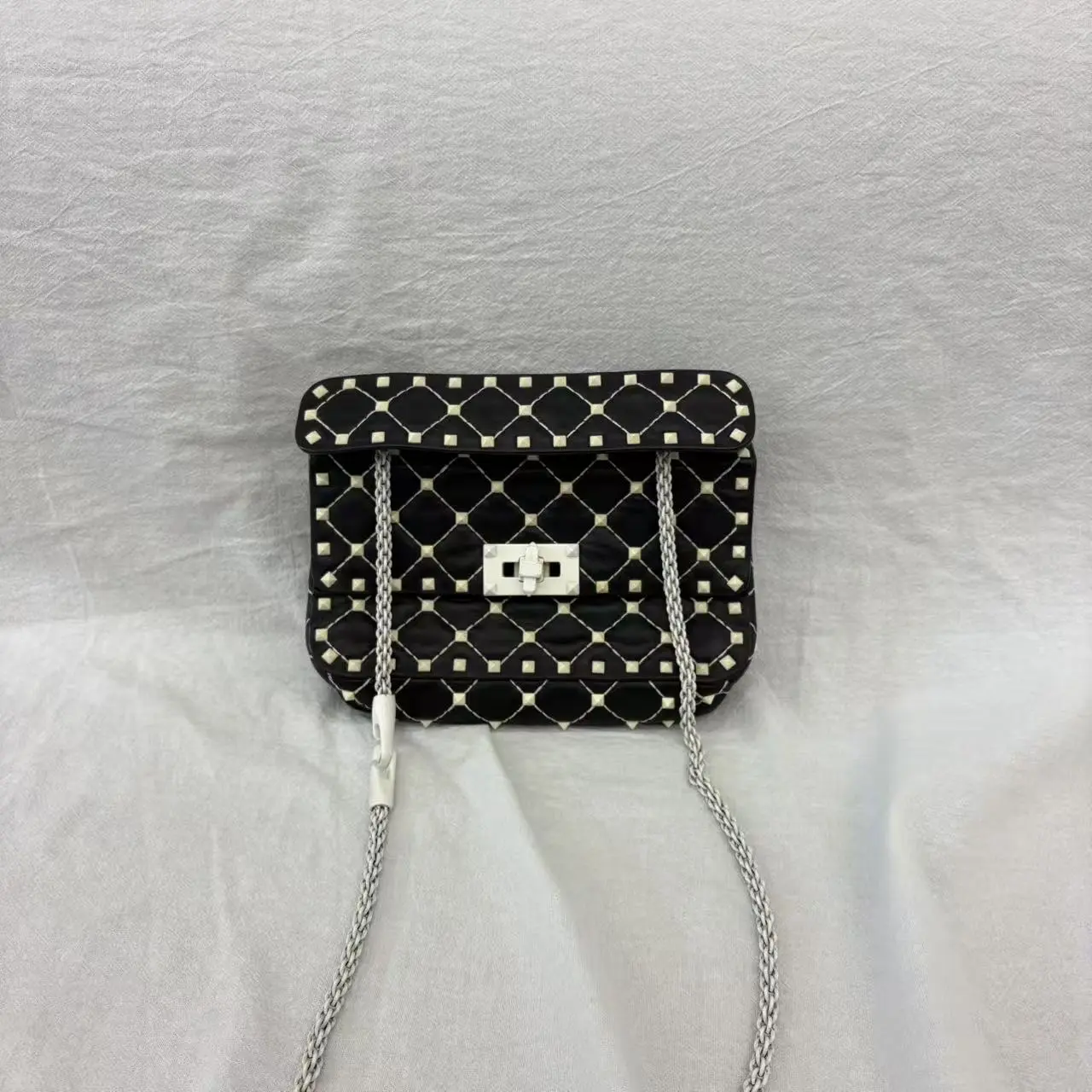 Pre-owned * Crossbody Bags Valentino Rockstud Classic Crossbody