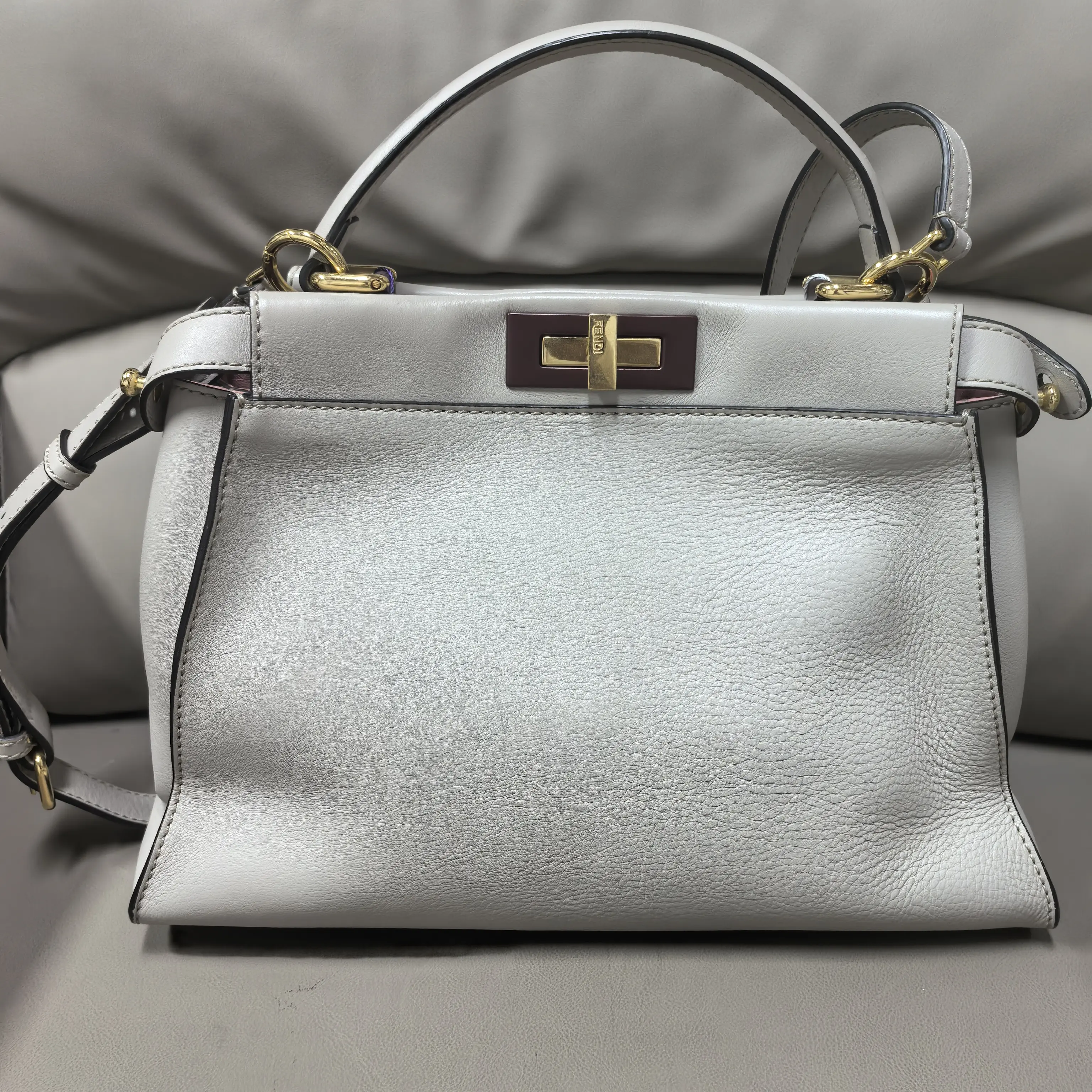 Pre-owned FENDI Leather Tote Bag in Cement Gray (SZ 56301)