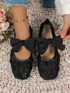 French Ballet Style Single Shoe with Rose Lace Design, Square Toe, Comfortable Fit, Elegant Mary Jane Shoes for All Seasons, Ballet Flats
