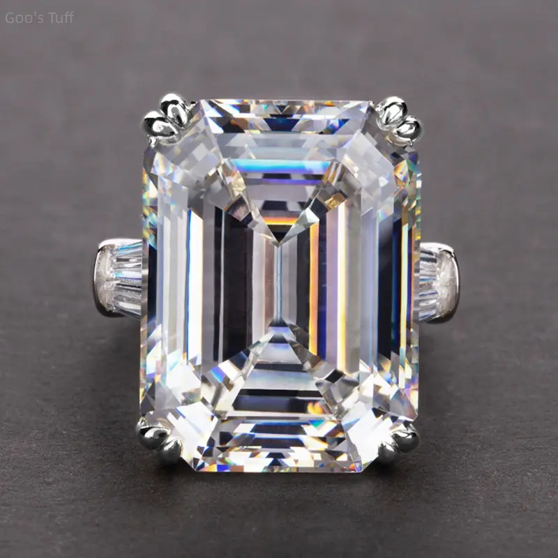 Female Oversized Rectangular Cubic Zirconia Ring - Glamorous Diamond Alternative Bridal Band for Formal Wear, Luxury Wedding Engagement Costume Jewelry