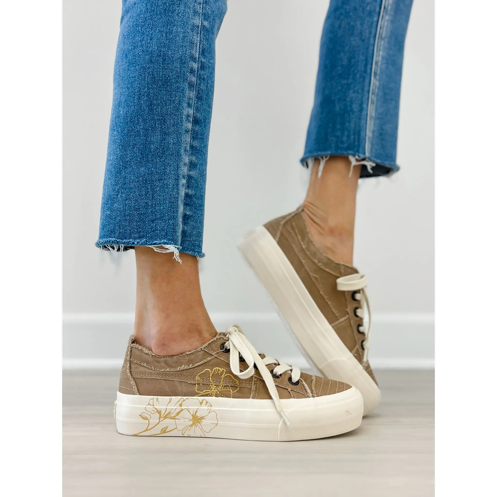 Blowfish Tennis Shoes Sadie Sun 10 in Desert Khaki