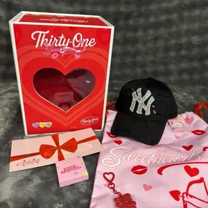 31 Hats Thirty One Hats Ny Lovestruck