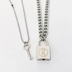 Female New Fashion Ooskia Nana Couple Necklace Ren Lock Key Pendant Cosplay Choker Jewelry Accessories Lovely Gift for Her