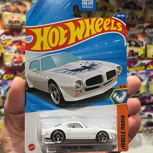 White 1973 Pontiac Fire bird Diecast car 1:64 scale