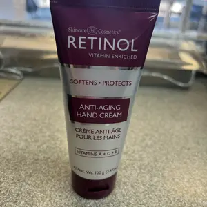 Retinol Anti-Aging Hand Cream - Vitamin A Retinol + Vitamins C & E + Green Tea Extract - Hands, Nails & Cuticles - LIVAURA